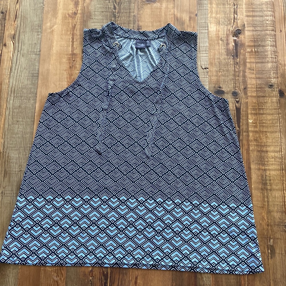 Perfect work shirt! Light weight and comfortable.
